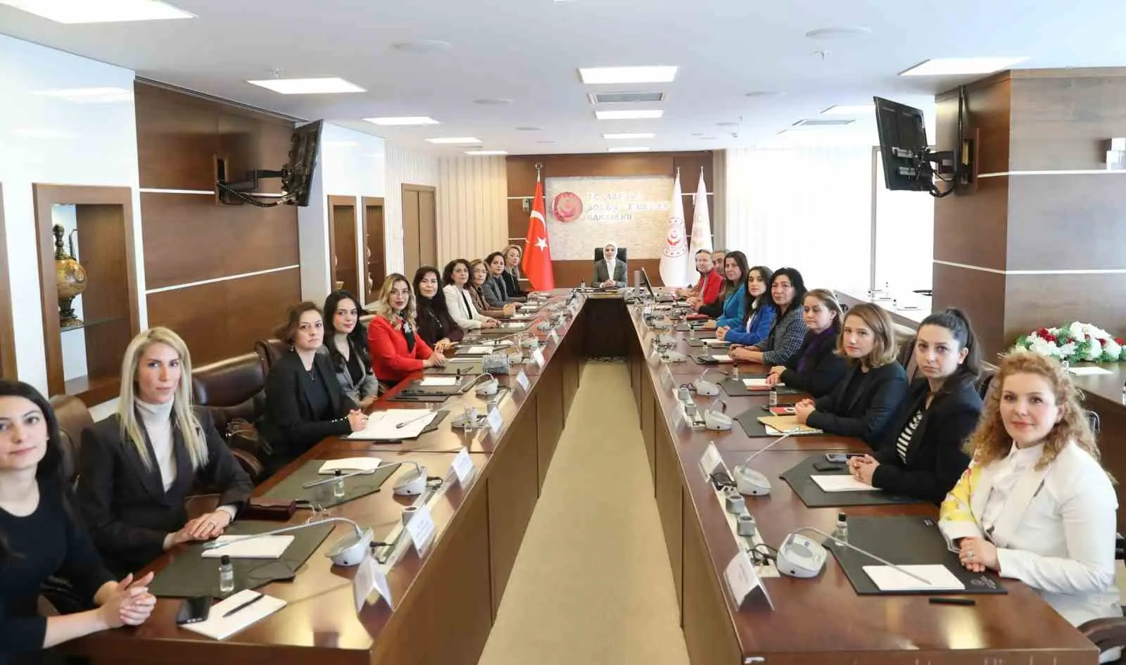 Aile ve Sosyal Hizmetler Bakanı Mahinur Özdemir Göktaş, Türkiye genelindeki