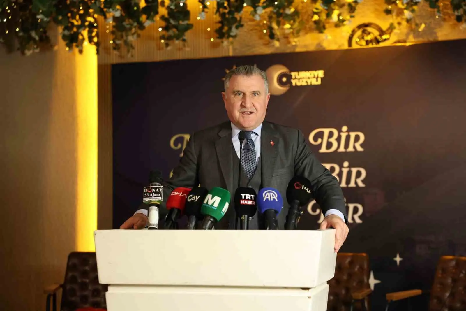 Gençlik ve Spor Bakanı Osman Aşkın Bak “İyi ki buradayız.