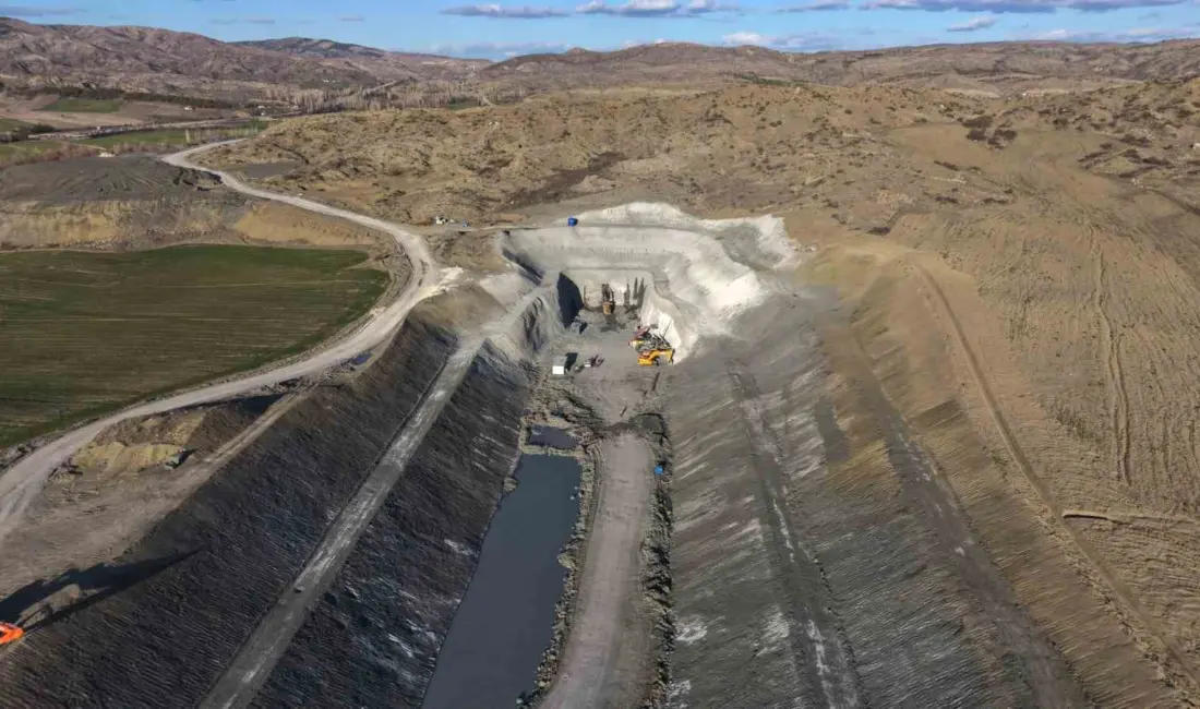 Ulaştırma ve Altyapı Bakanı Abdulkadir Uraloğlu, “293 kilometrelik yeni hızlı