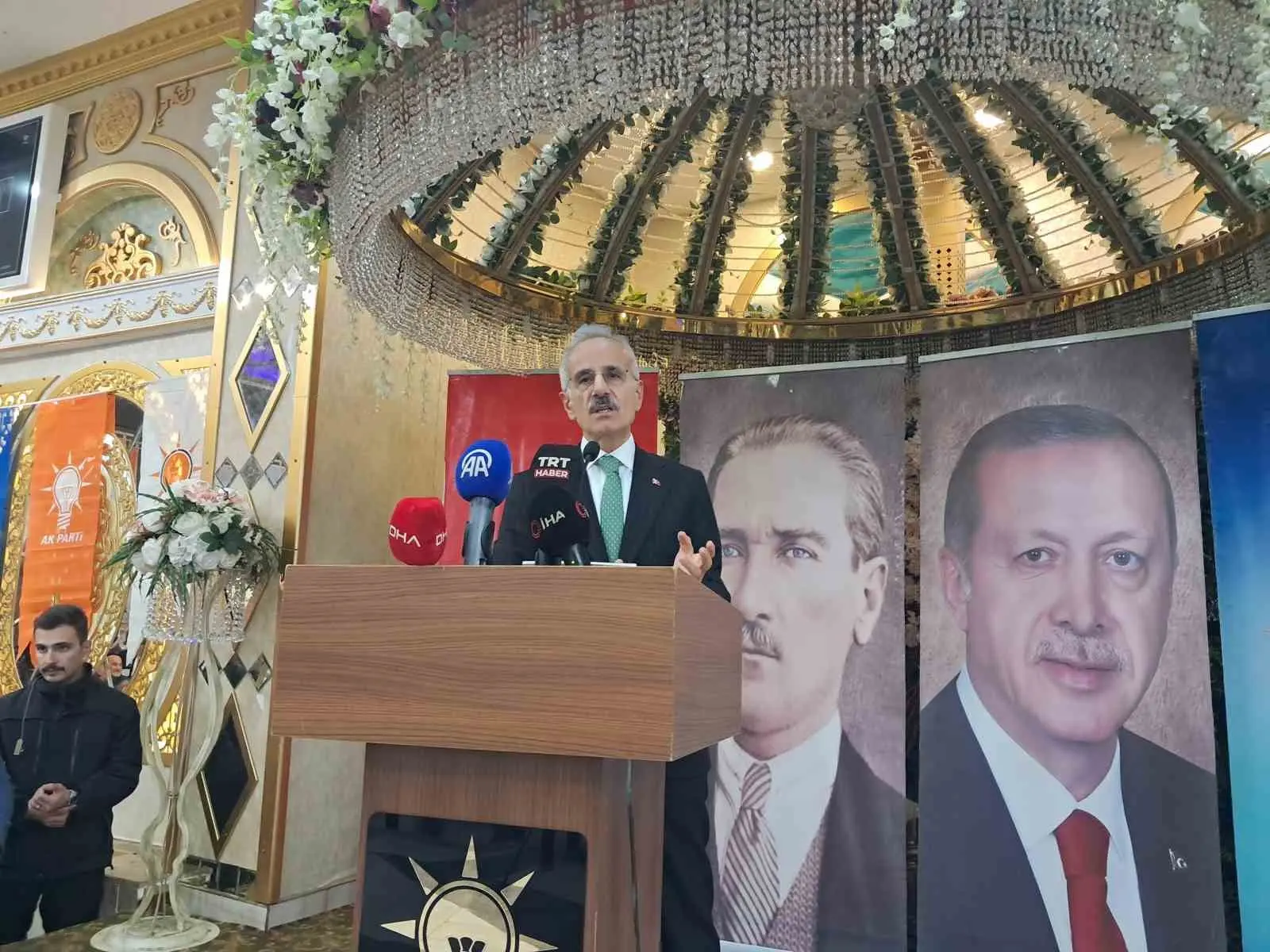 Ulaştırma ve Altyapı Bakanı Abdülkadir Uraloğlu, “Türkiye’nin ulaşım ve iletişim