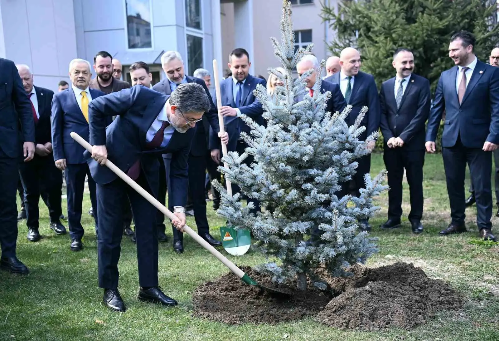 Tarım ve Orman Bakanı İbrahim Yumaklı, çeşitli ziyaret ve temaslarda