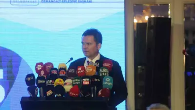 Osmangazi Belediye Başkanı Erkan Aydın, yapılan çalışmaları hem de yeni