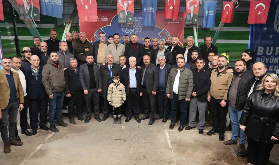 Bursa Büyükşehir Belediyesi tarafından düzenlenen iftar programında İzniklilerle buluşan Başkan