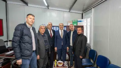 Malatya Büyükşehir Belediye Başkanı Sami Er, “Depremin yaralarını sarmakla kalmıyor,