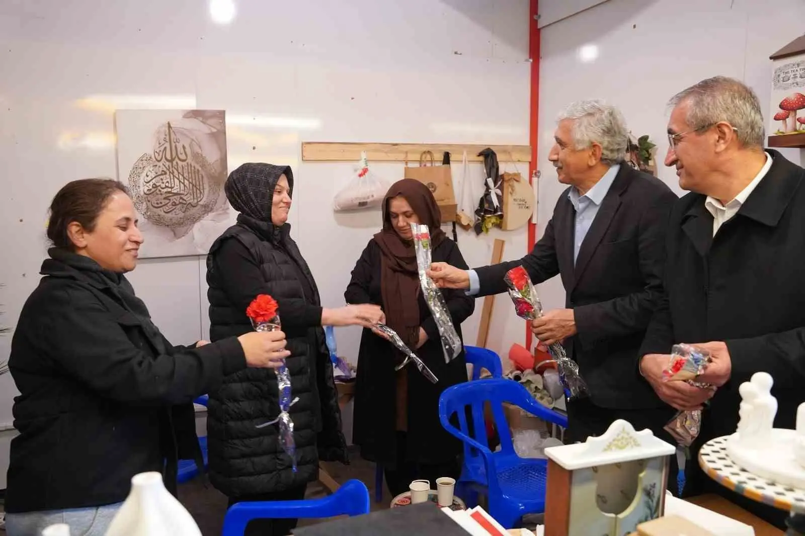 Adıyaman’ın Kâhta ilçe Belediyesi tarafından kurulan Ramazan Çarşısı’nda 8 Mart