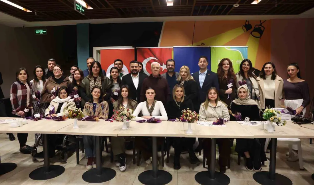 Bursa Büyükşehir Belediye Başkanı Mustafa Bozbey, Görükle Gençlik Merkezi’nde düzenlenen