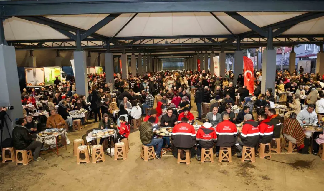 Uşak Belediyesi, Ramazan ayının manevi duygusunu şehrin dört bir yanına