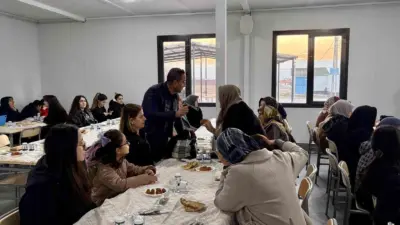 Akçadağ Belediye Başkanı Hasan Ulutaş iftar programında vatandaşlarla bir araya