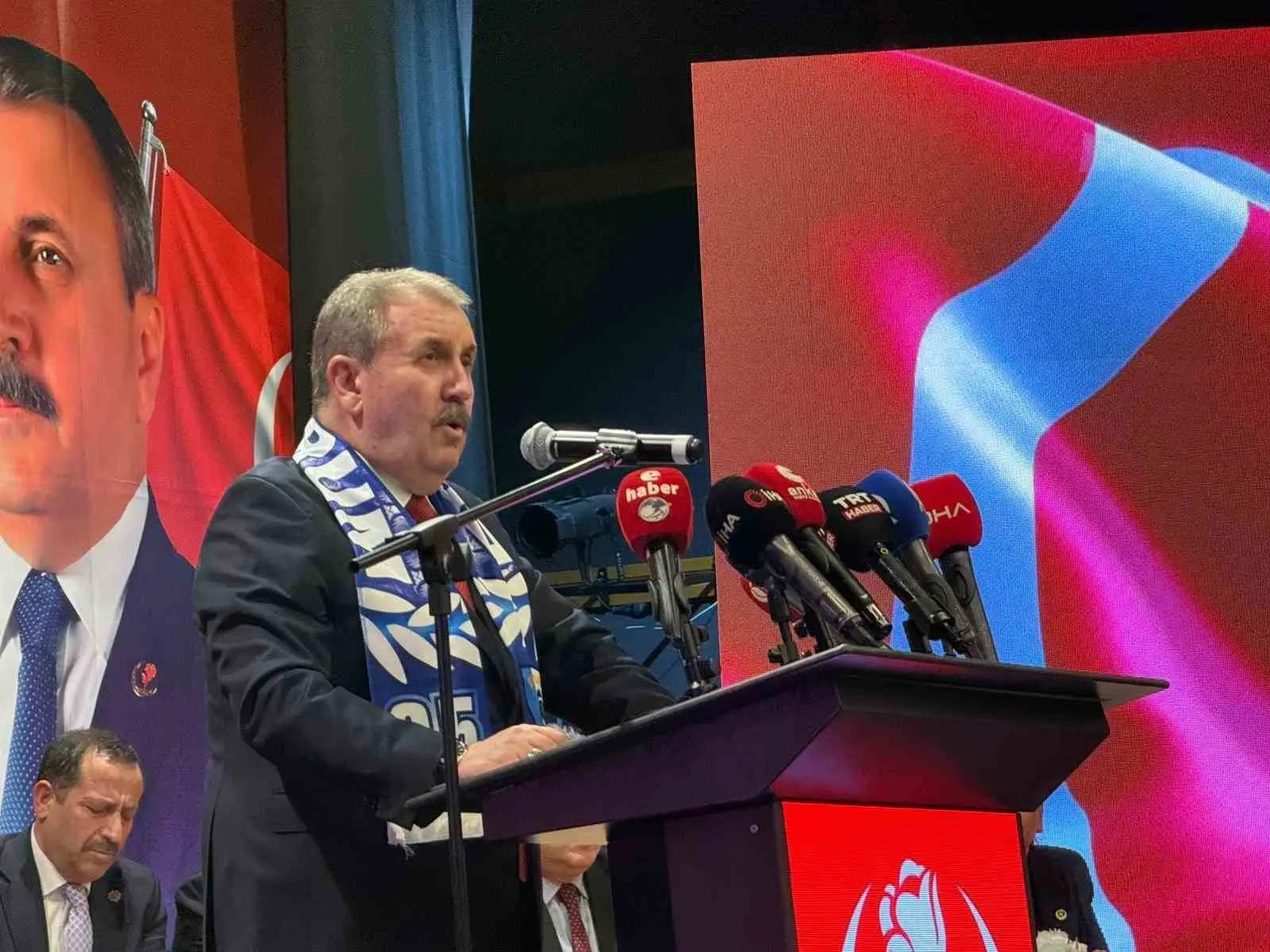 Büyük Birlik Partisi (BBP) Genel Başkanı Mustafa Destici, Türkiye’nin hiçbir
