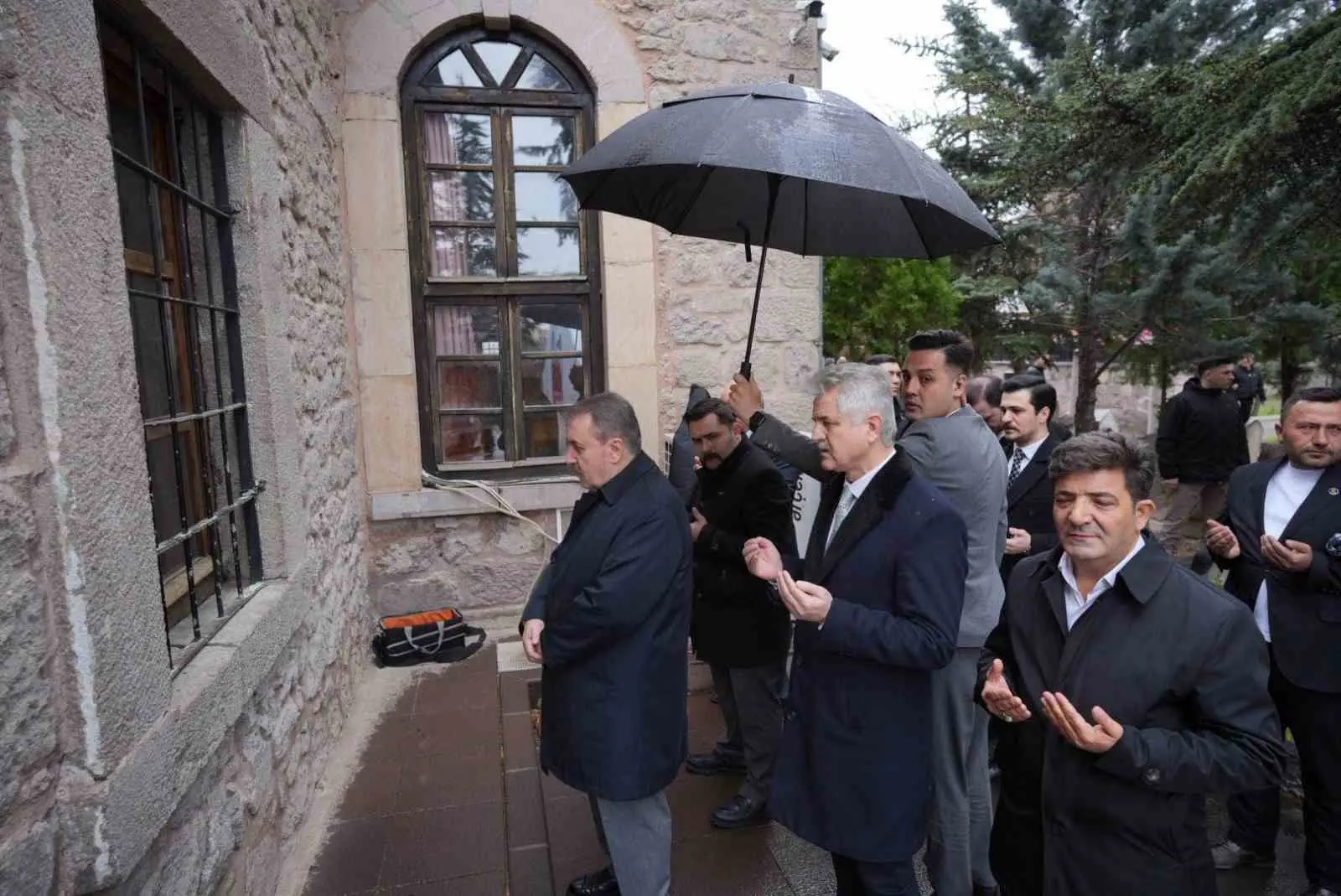 Büyük Birlik Partisi (BBP) Genel Başkanı Mustafa Destici, partinin kurucu