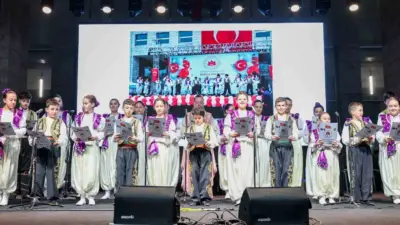 Nilüfer Ramazan Sokağı etkinlikleri kapsamında düzenlenen Bosna gecesinde, Balkan kültürü