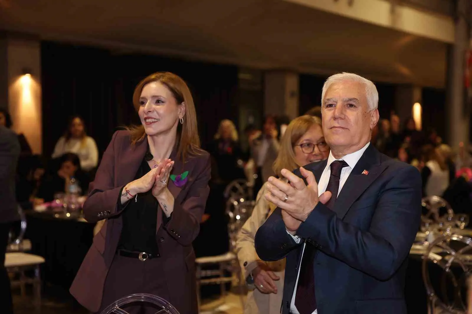 Bursa Büyükşehir Belediye Başkanı Mustafa Bozbey, eşi Seden Bozbey ile