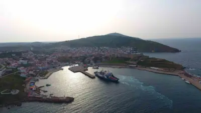 Çanakkale’nin Bozcaada ilçesinde ’Bozcaada Limanı Yat Yanaşma Rıhtımı Yapım İşi
