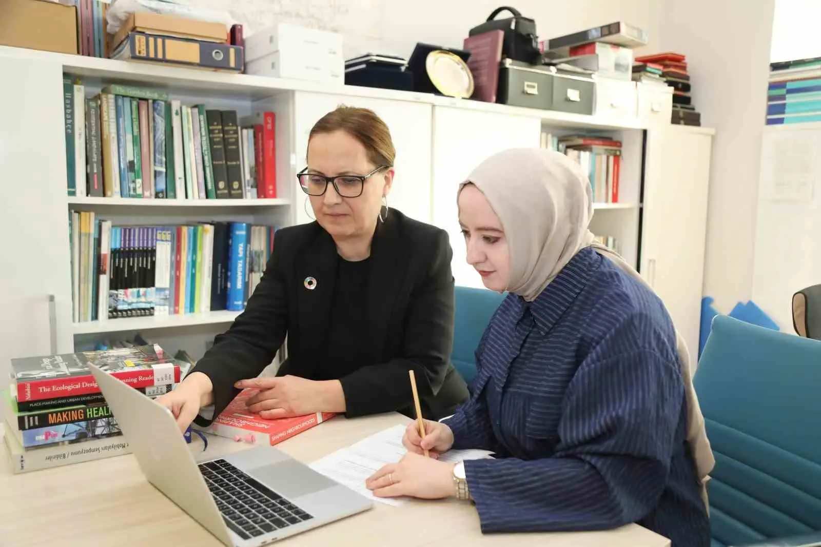 BTÜ’lü akademisyenler, Bursa’daki mahallelerin afetlere yalnızca binalar açısından değil, mekânsal