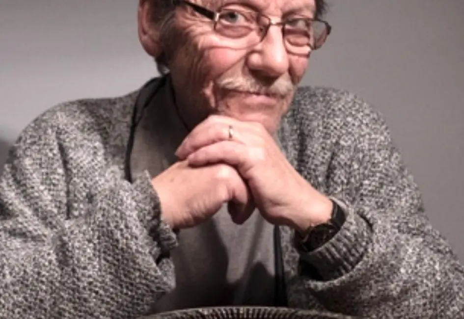 Bursa yerel basınının duayen isimlerinden Erdal Özdür 81 yaşında hayatını