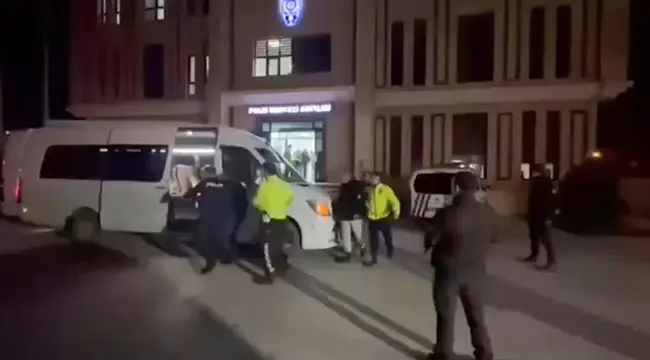 Bursa’da göçmen kaçakçılığına yönelik düzenlenen operasyonda 14 yabancı uyruklu şahıs