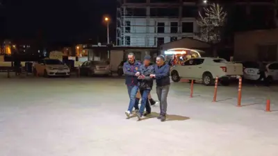 Bursa’nın İnegöl ilçesinde hakkında hırsızlık suçlarından kesinleşmiş 15 yıl hapis