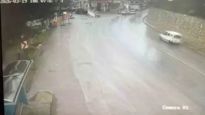 Bursa’da Ramazan Bayramı arifesinde sabah saatlerinde meydana gelen trafik kazasında