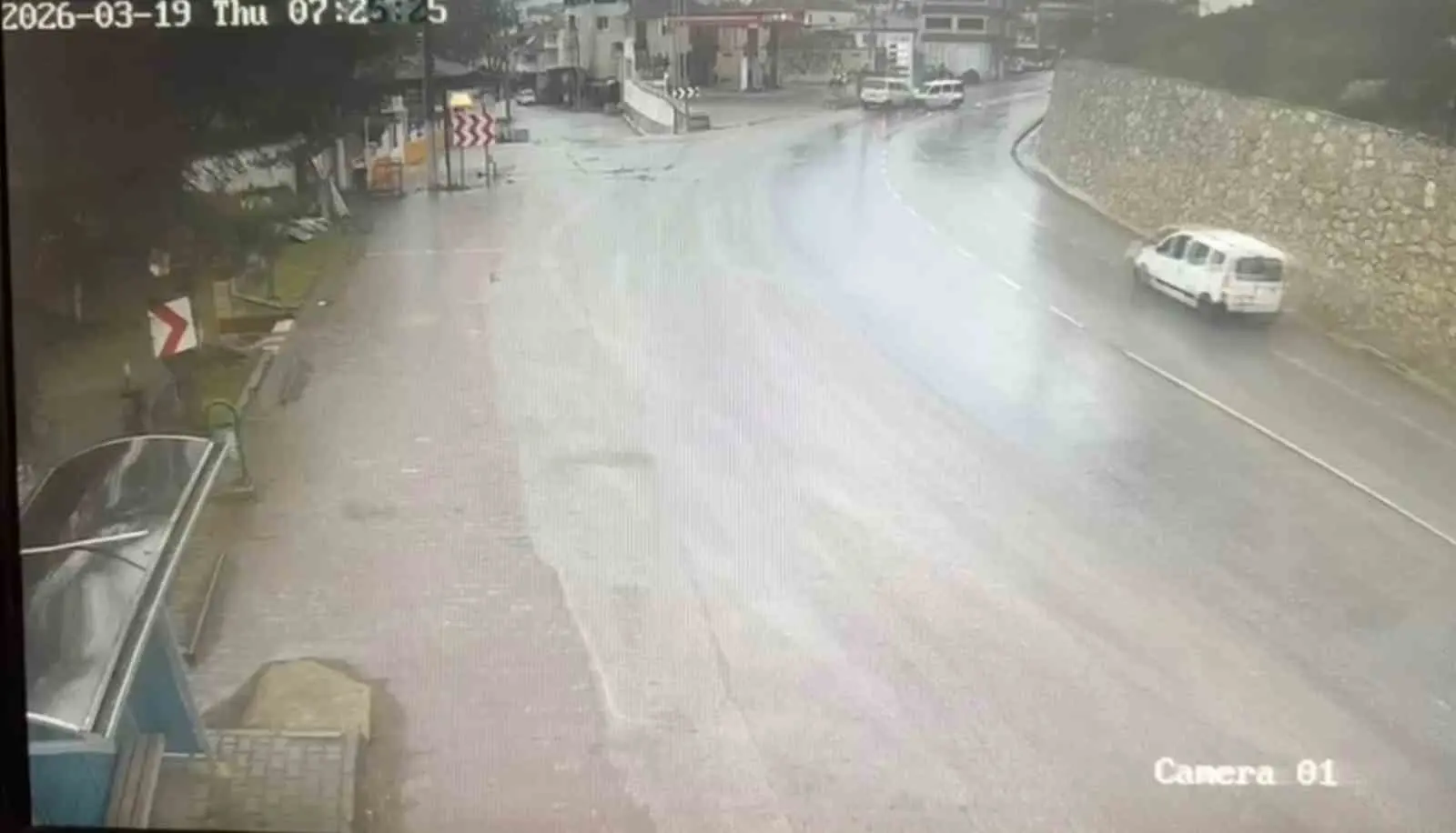 Bursa’da Ramazan Bayramı arifesinde sabah saatlerinde meydana gelen trafik kazasında