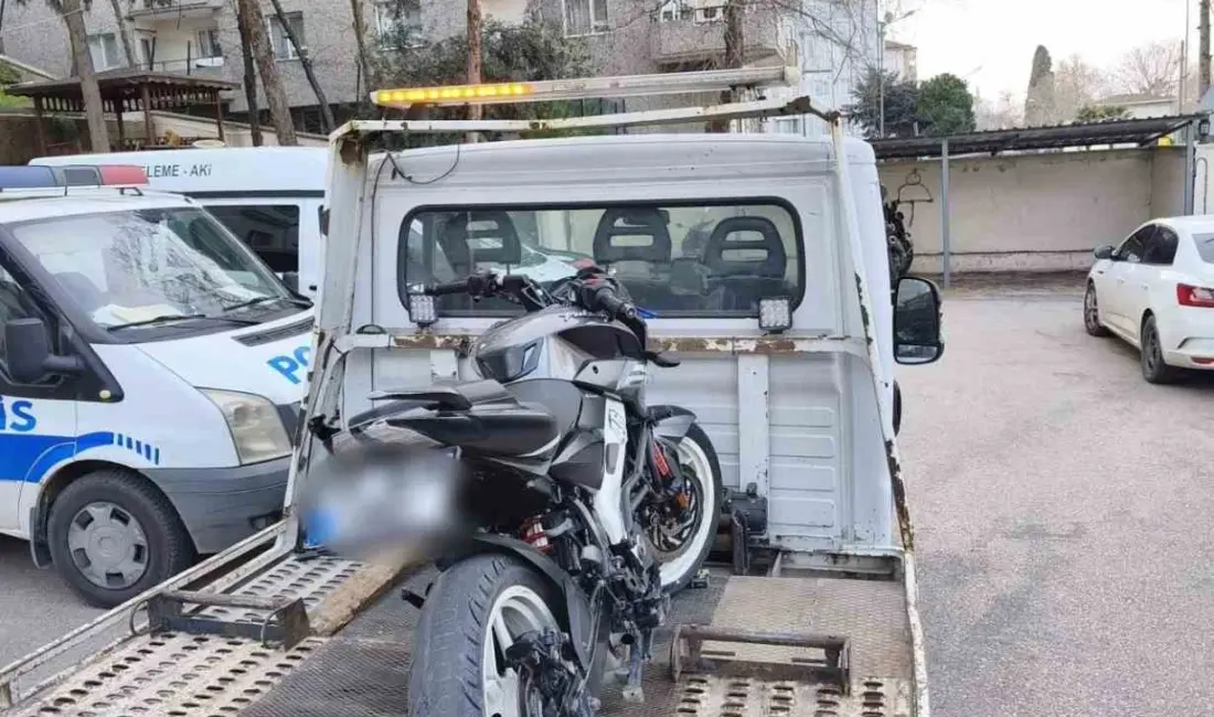 Bursa’nın Mudanya ilçesinde polis ekiplerinin “dur” ihtarına uymayarak kaçan motosiklet