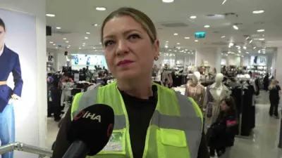 Bursa’da faaliyet gösteren bir dernek ihtiyaç sahibi çocukların yüzünü güldürmek