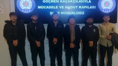 Bursa’da polis ekipleri tarafından düzensiz göçle mücadele kapsamında düzenlenen operasyonlarda