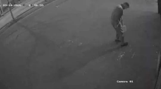 Bursa’nın Nilüfer ilçesinde bir pizza zincirine ait iki şubenin kundaklanmasına