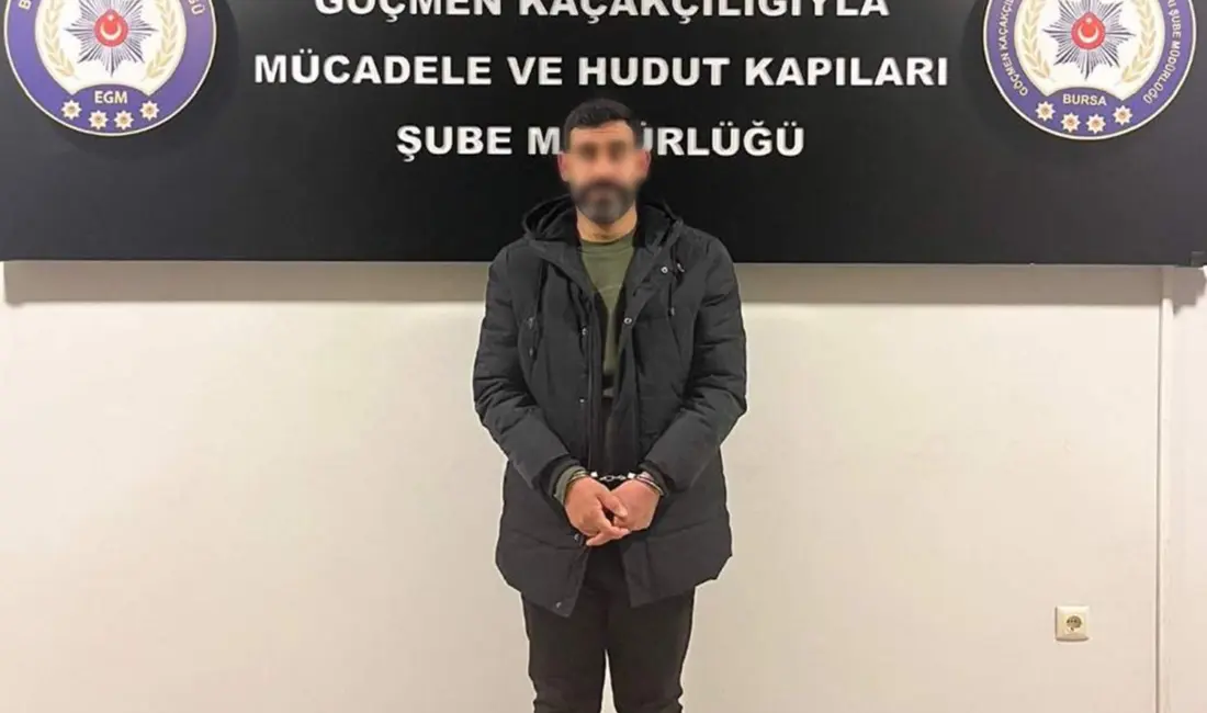 Bursa’da kendisini avukat olarak tanıtarak yabancı uyruklu şahısları dolandırmaya çalışan