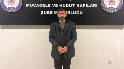 Bursa’da kendisini avukat olarak tanıtarak yabancı uyruklu şahısları dolandırmaya çalışan