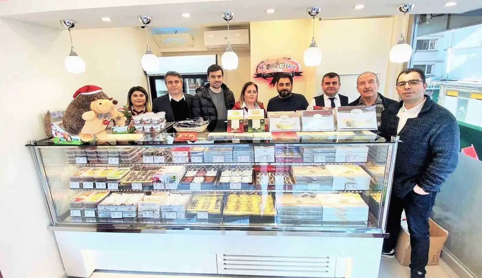 Bayramların yalnızca ziyaretlerden ibaret olmadığını, aynı zamanda kültürel geleneklerin yeniden