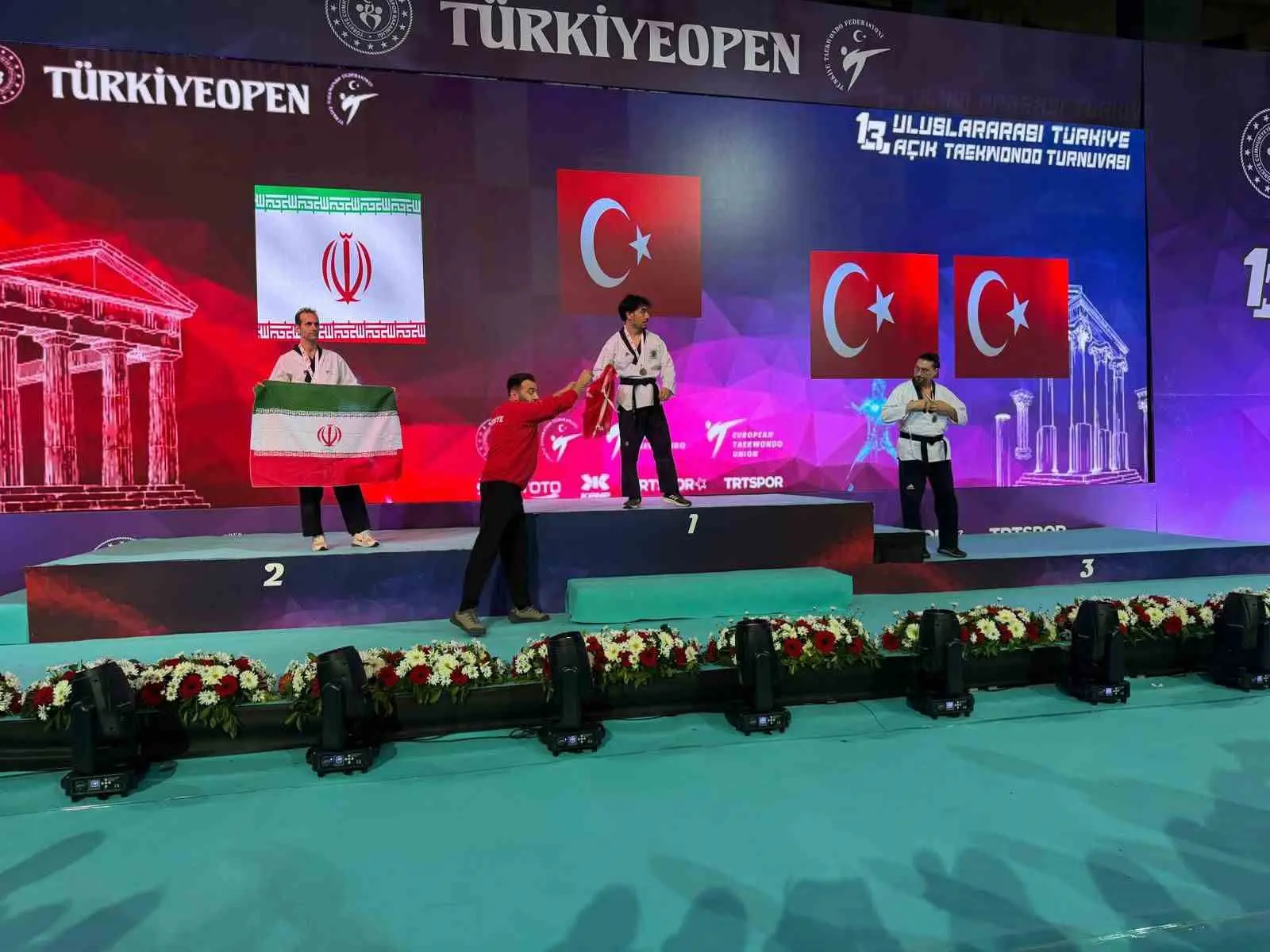 Antalya’da düzenlenen ve 67 ülkeden 2 bin 552 sporcunun katıldığı