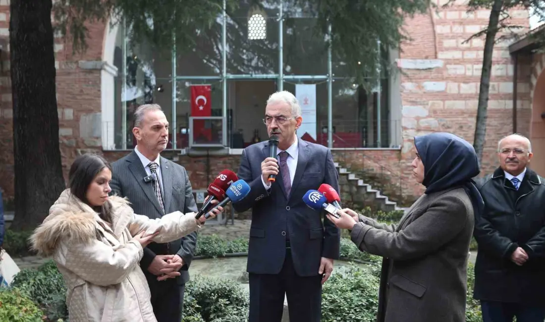 Memlük Sultanı Berkuk tarafından 14. yüzyılda Yıldırım Bayezid Han’a hediye