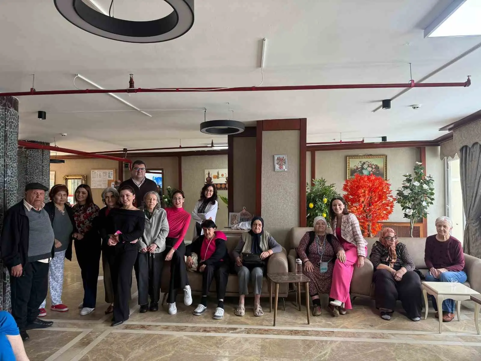 Burtom Sağlı Grubu yöneticileri, yaşlı bireylerin toplumdaki yerinin güçlendirilmesi, tecrübelerinin