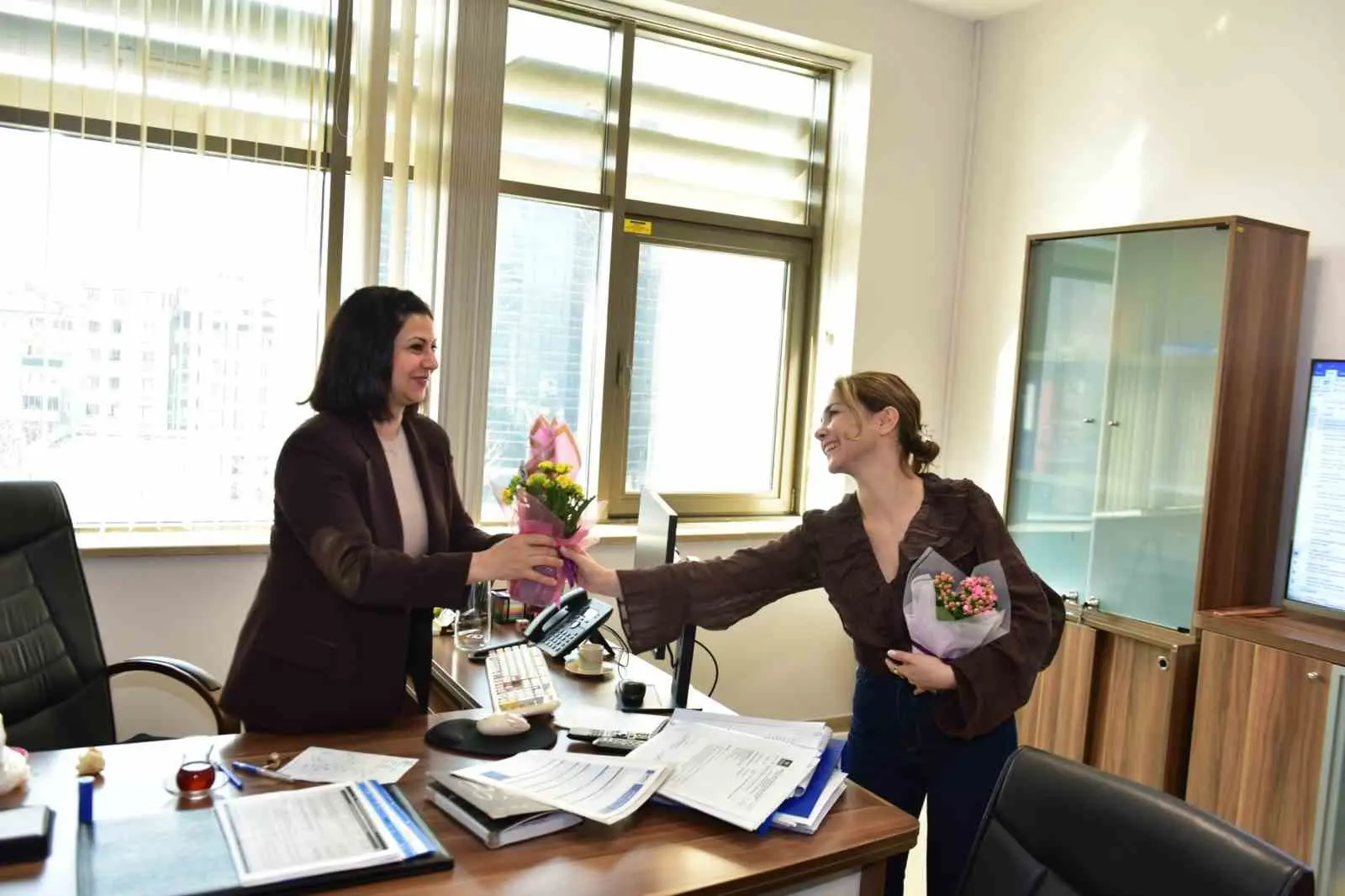 Bursa Büyükşehir Belediyesi, 8 Mart Dünya Kadınlar Günü’nü unutmadı. Belediyede