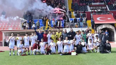 Sultansu İnegölspor U 14 ve U 15 takımları bugün şehir