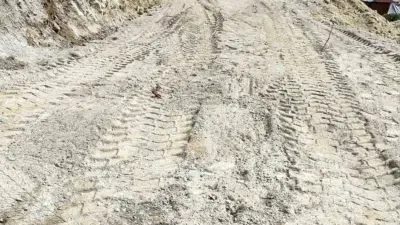 Çameli Belediyesi Fen İşleri ekipleri, Kirazlıyayla Mahallesi’nde yaşayan iki engelli