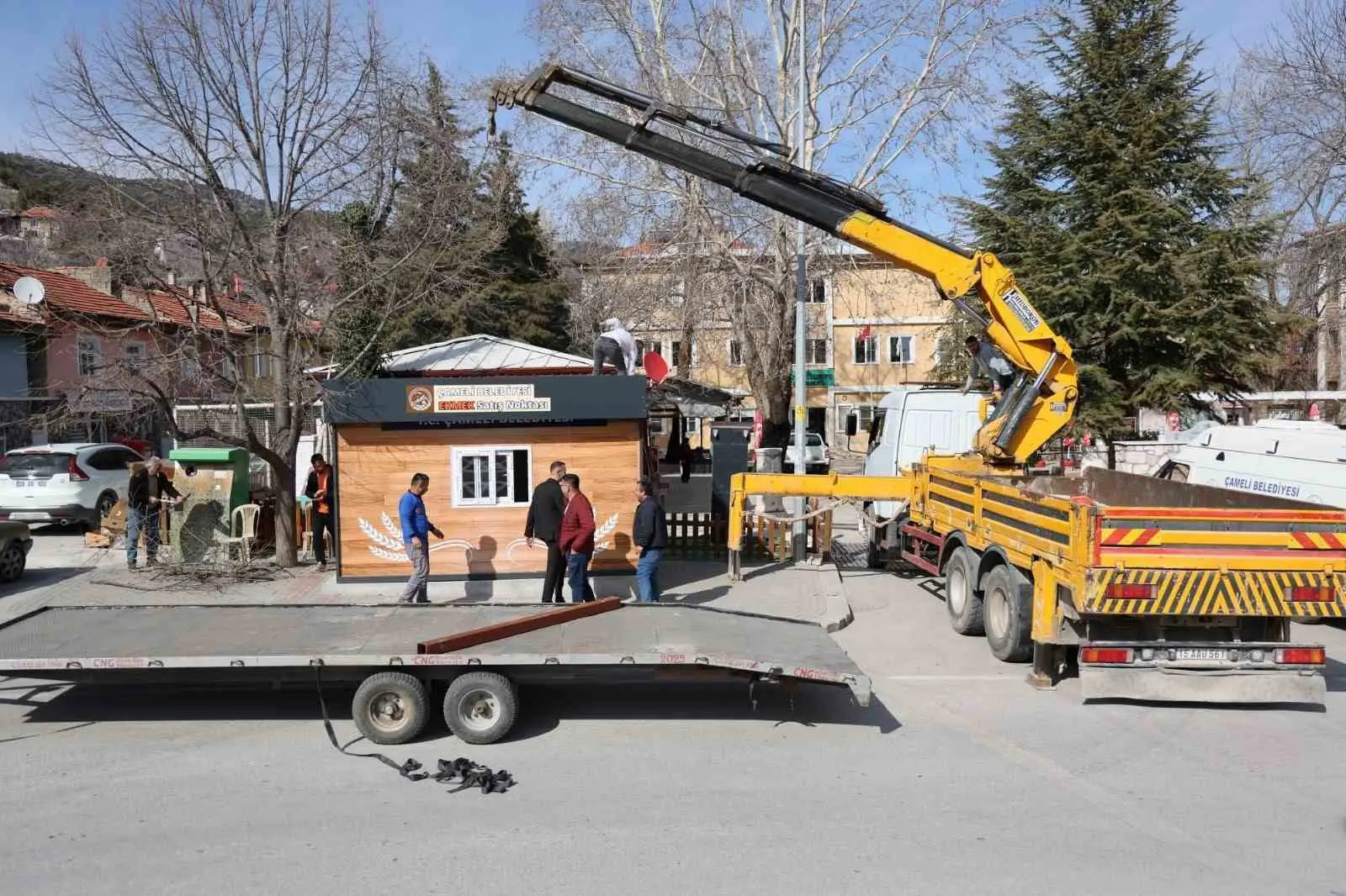 Çameli Belediyesi’nin hayata geçirdiği Yöresel Ekmek Fırını projesi kapsamında satış
