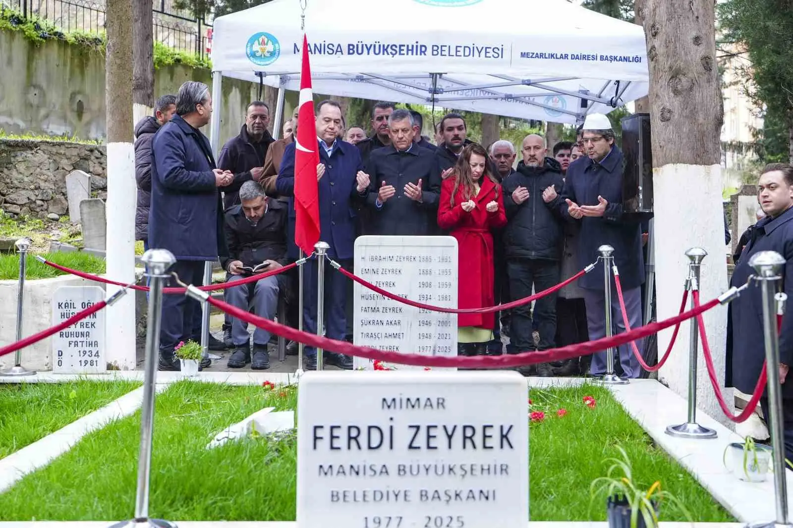 Cumhuriyet Halk Partisi (CHP) Genel Başkanı Özgür Özel, Ramazan Bayramı’nın