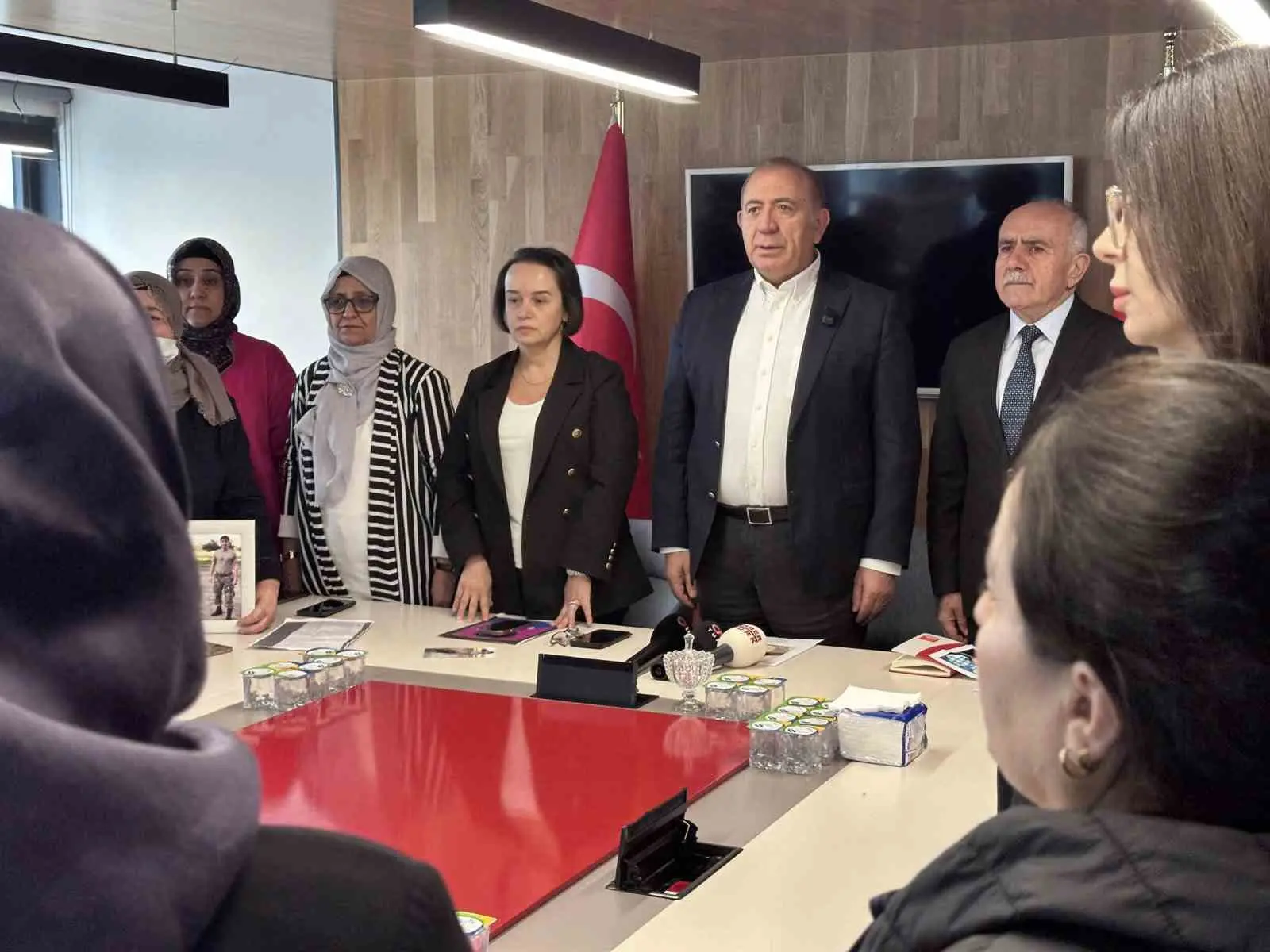 Mahkeme kararıyla Cumhuriyet Halk Partisi (CHP) İstanbul İl Başkanlığı görevine