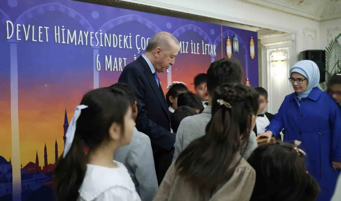 Cumhurbaşkanı Recep Tayyip Erdoğan ve eşi Emine Erdoğan, devlet himayesi