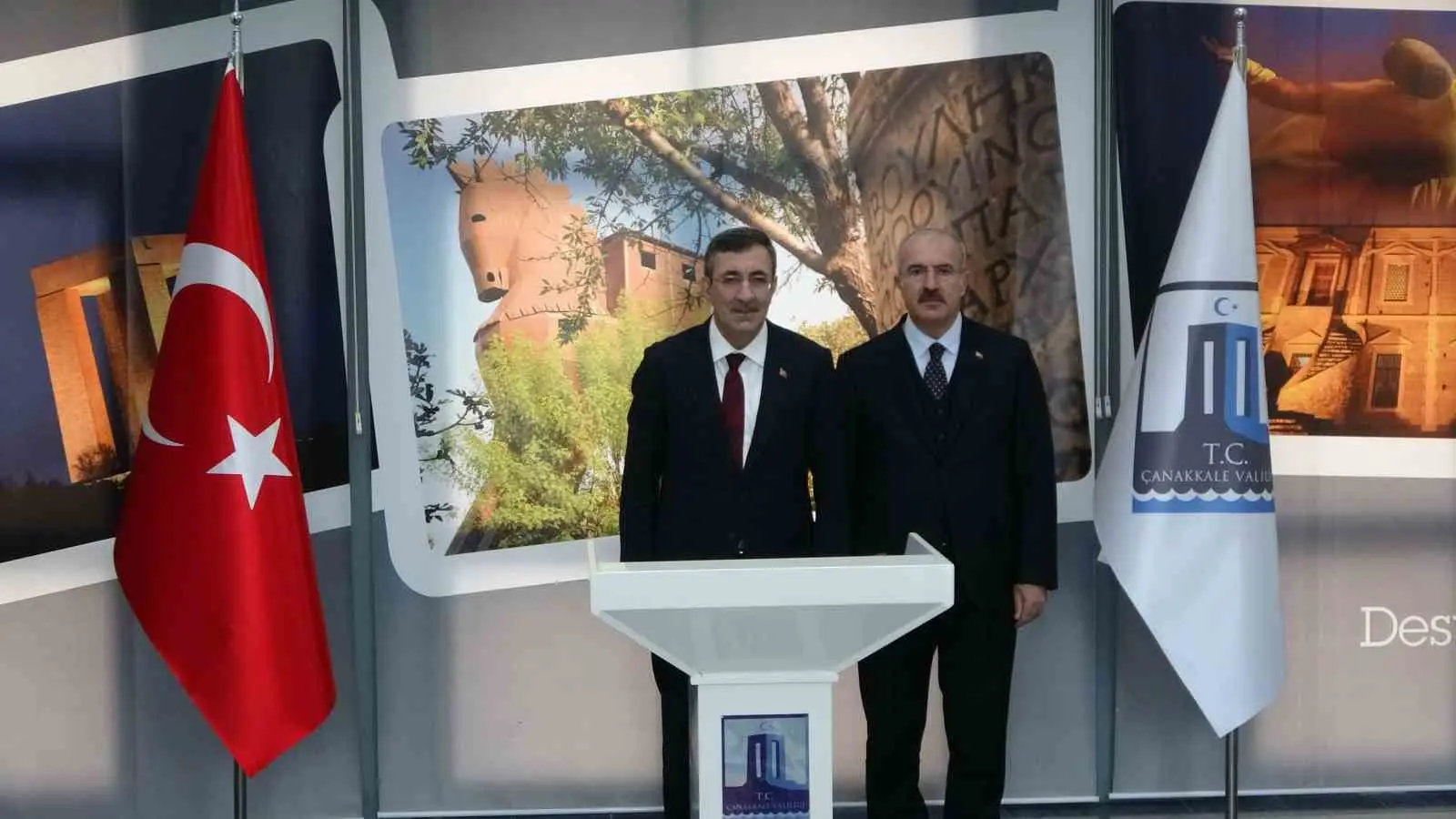 Tarihi Gelibolu Yarımadası’ndaki Şehitler Abidesi’nde 18 Mart Şehitleri Anma Günü