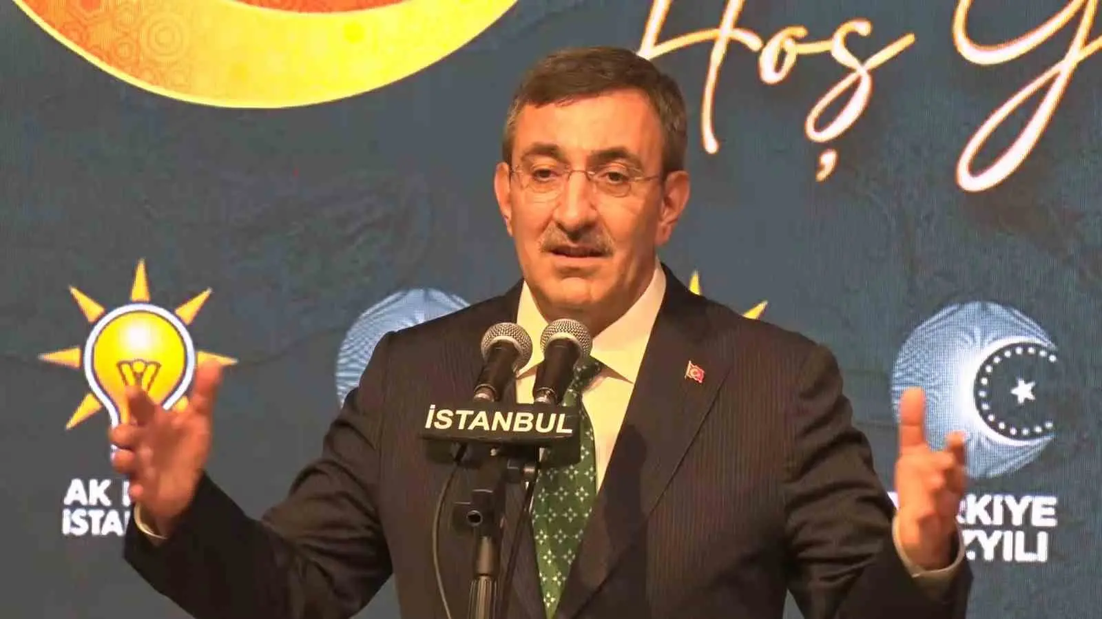 Cumhurbaşkanı Yardımcısı Cevdet Yılmaz, AK Parti İstanbul İl Başkanlığı’nın düzenlediği
