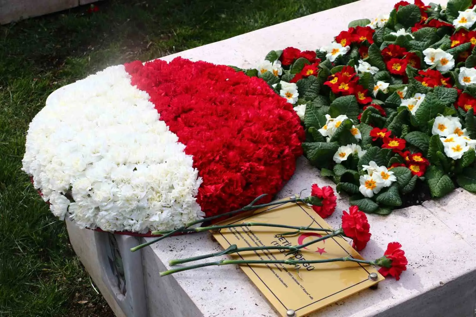 Dışişleri Bakan Yardımcısı Büyükelçi Zeki Levent Gümrükçü, “Çanakkale Zaferi, tarihimizin