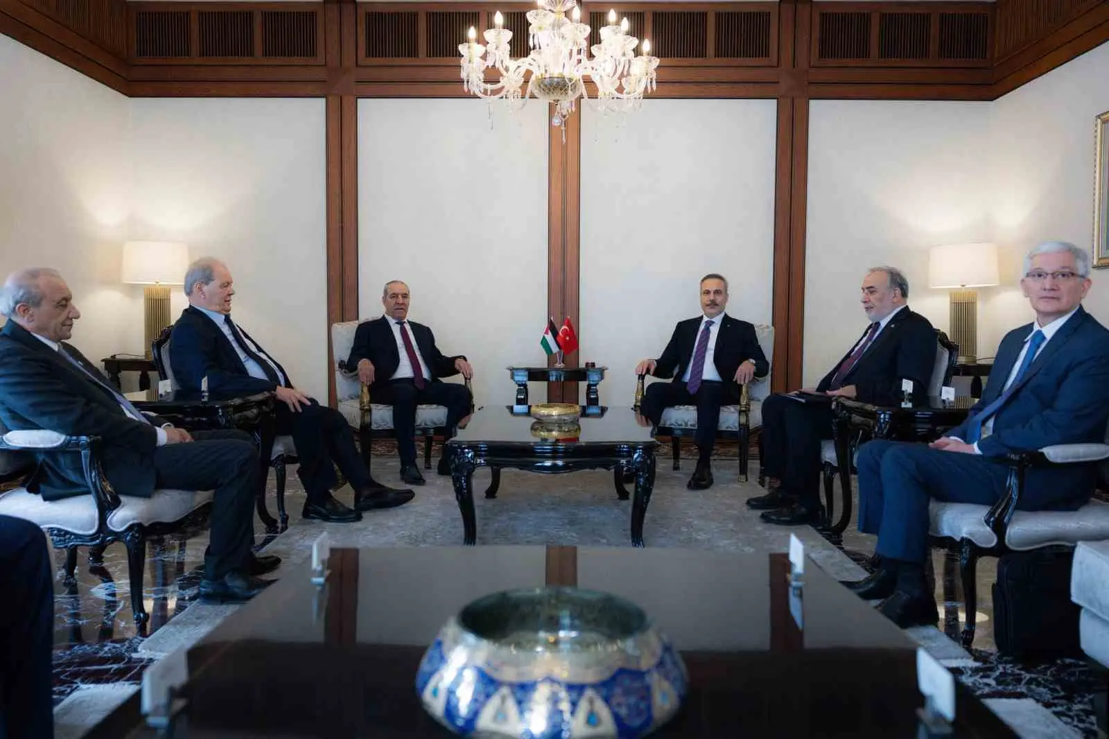 Dışişleri Bakanı Hakan Fidan, Filistin Devlet Başkan Yardımcısı Hüseyin Şeyh