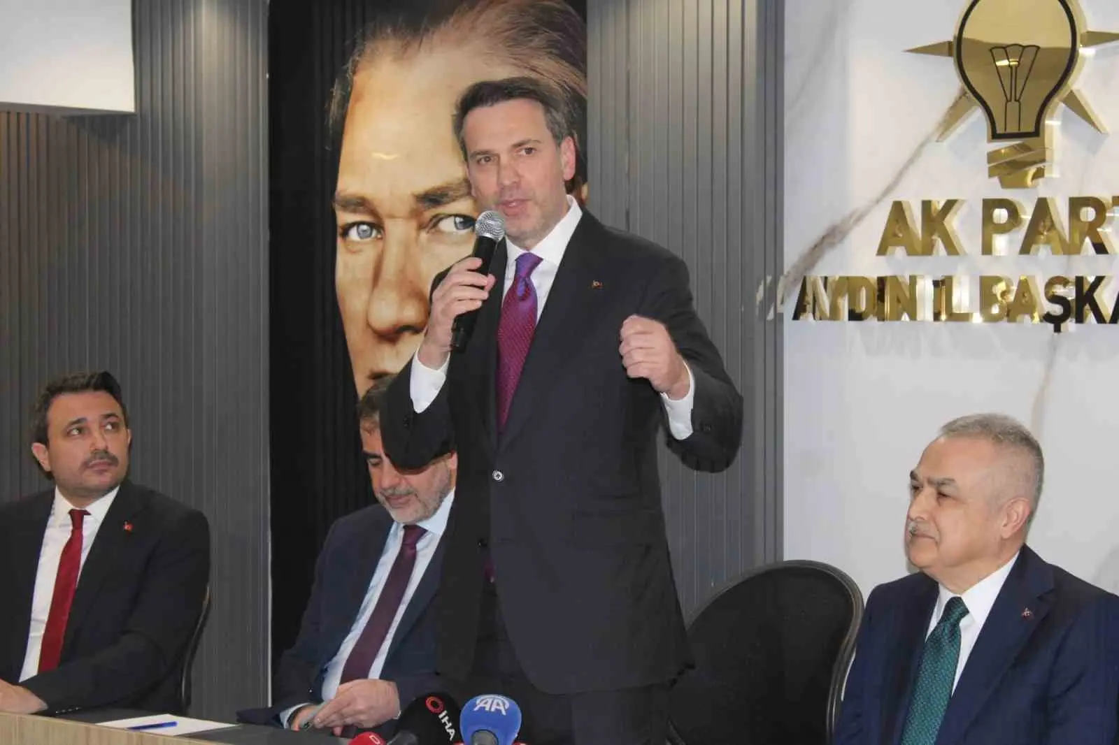Enerji ve Tabii Kaynaklar Bakanı Alparslan Bayraktar; “Hedefimiz Türkiye’yi enerjide