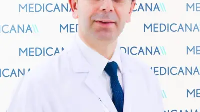 Gastroenteroloji Uzmanı Doç. Dr. Murat Keskin, kolon kanserinde erken evrede