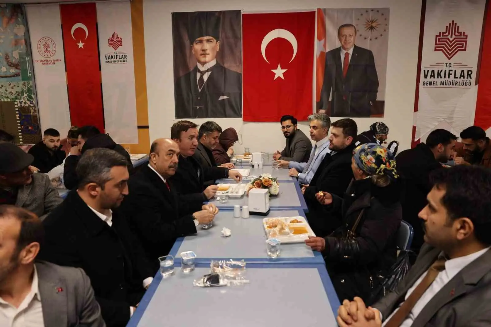 Erzincan Valisi Hamza Aydoğdu, Türkiye Gençlik Vakfı (TÜGVA) tarafından düzenlenen