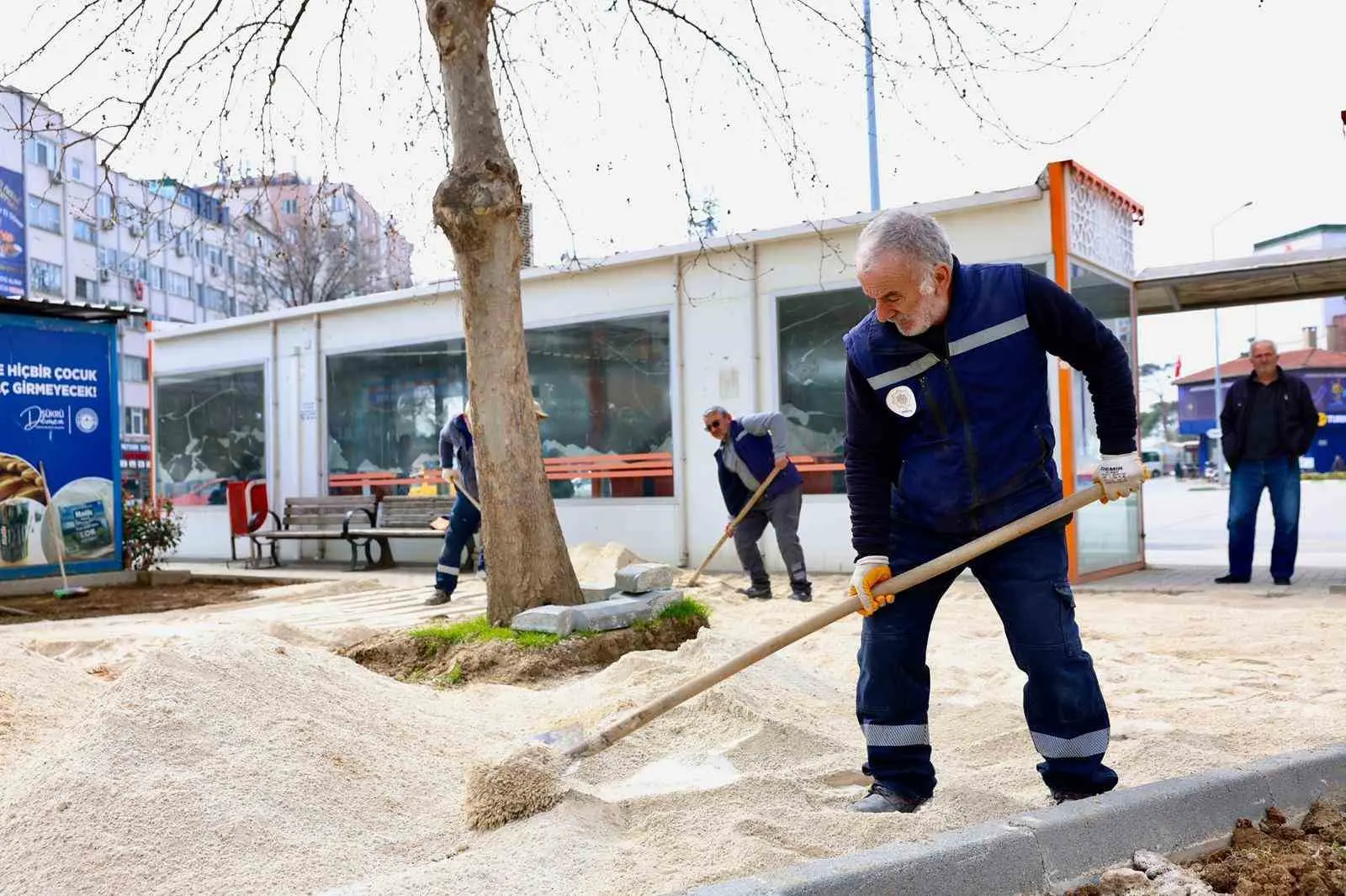 Gemlik Belediyesi, ilçe merkezinin en yoğun noktalarından biri olan Çarşı