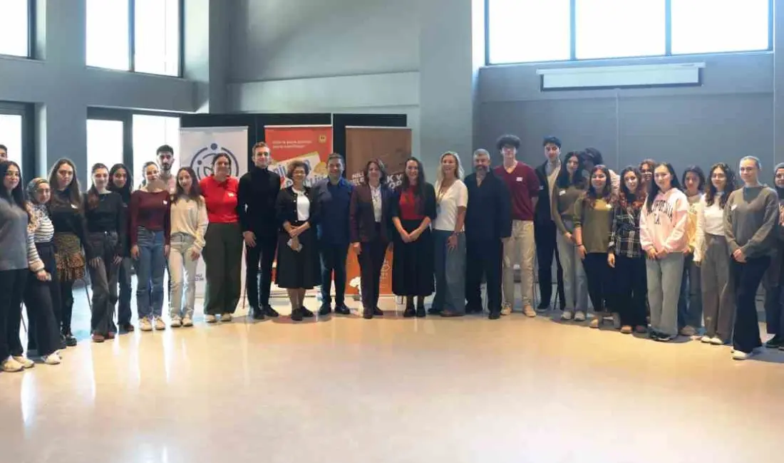 Nilüfer’de gençlerin fikirlerini özgürce dile getirebildiği ve kent yaşamına aktif