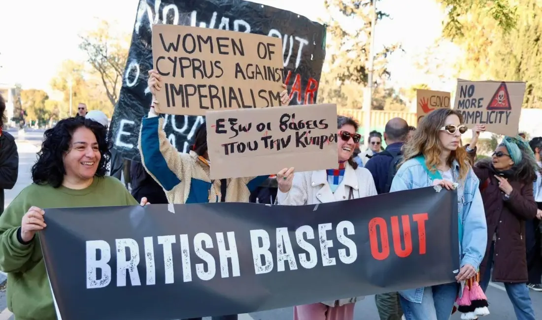 Güney Kıbrıs Rum Yönetimi’nin (GKRY) başkenti Lefkoşa’da, bölgedeki İngiliz askeri